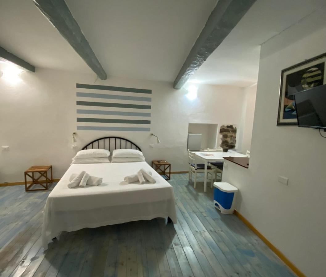 Carugio Rooms Вернацца Экстерьер фото